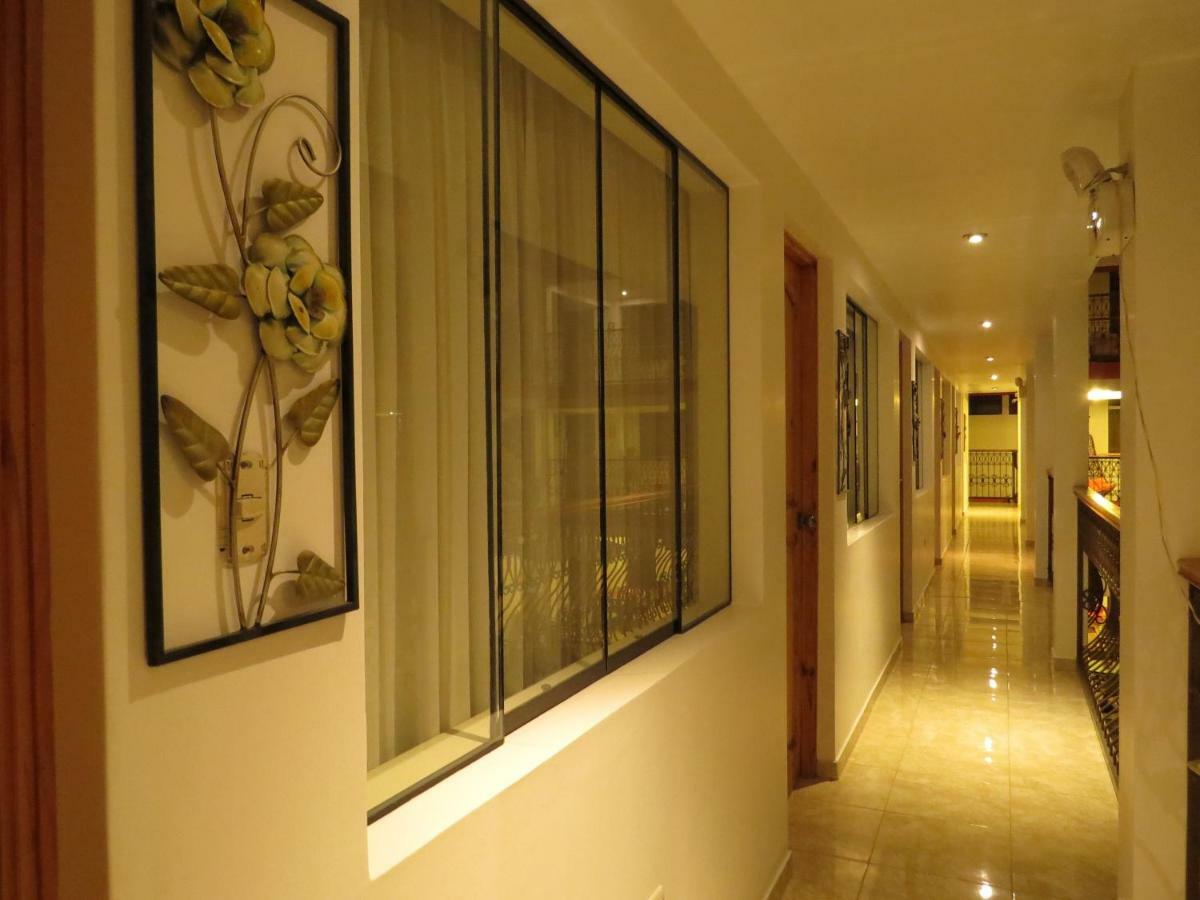 Hotel Las Flores Ica Eksteriør billede